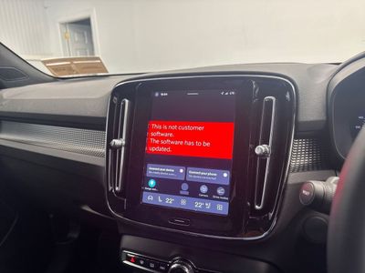 2026 Volvo EX40