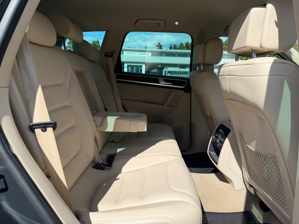 2016 Volkswagen Touareg
