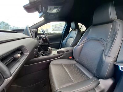 2024 Lexus UX 250H