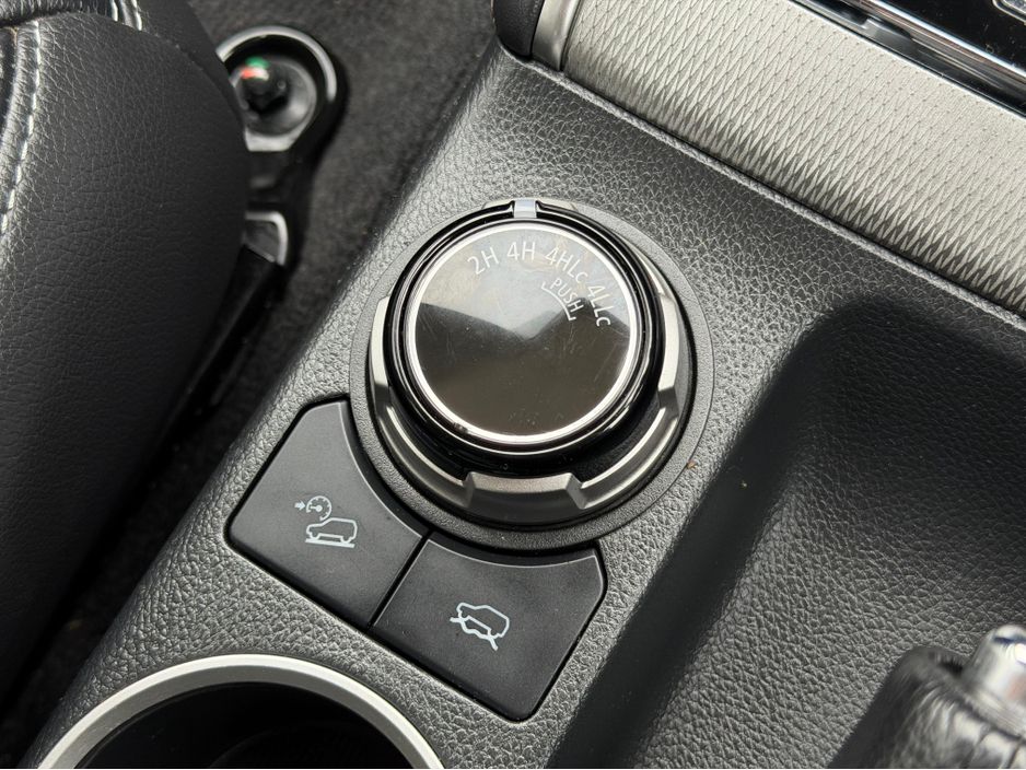 2020 Mitsubishi L200