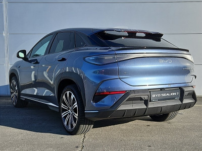 2026 BYD Sealion 7