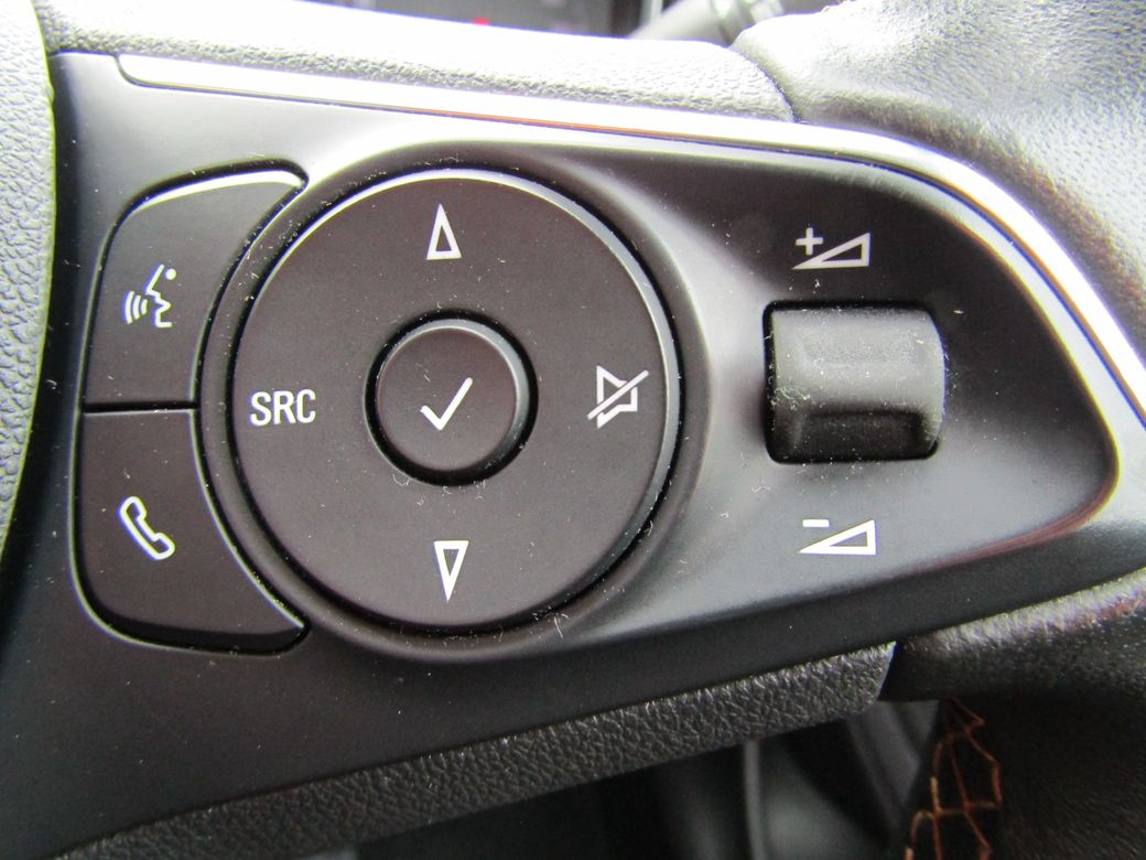 2019 Opel Crossland X