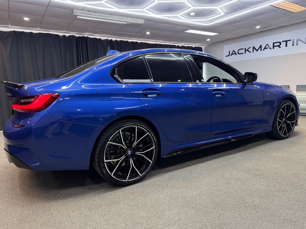 2020 BMW 330