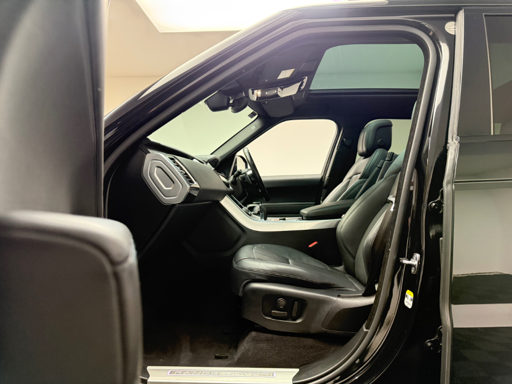 2021 Land Rover Range Rover Sport