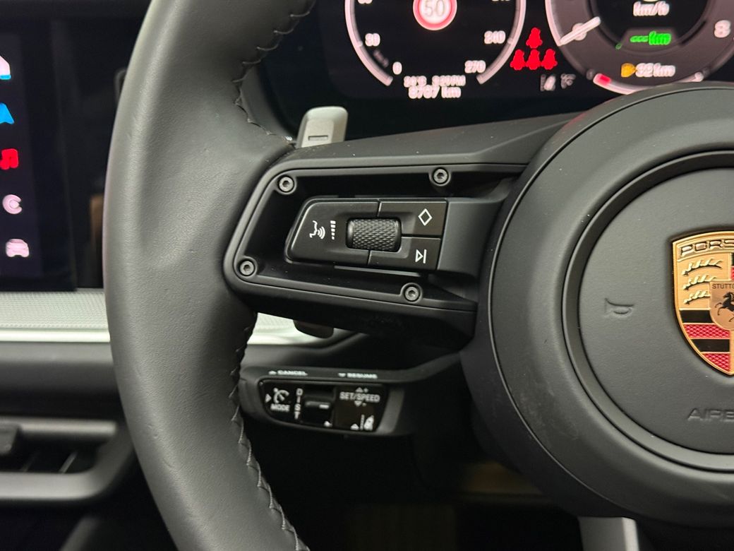 2025 Porsche Cayenne