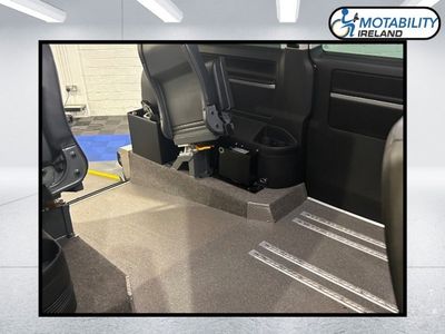 2020 Volkswagen Caravelle