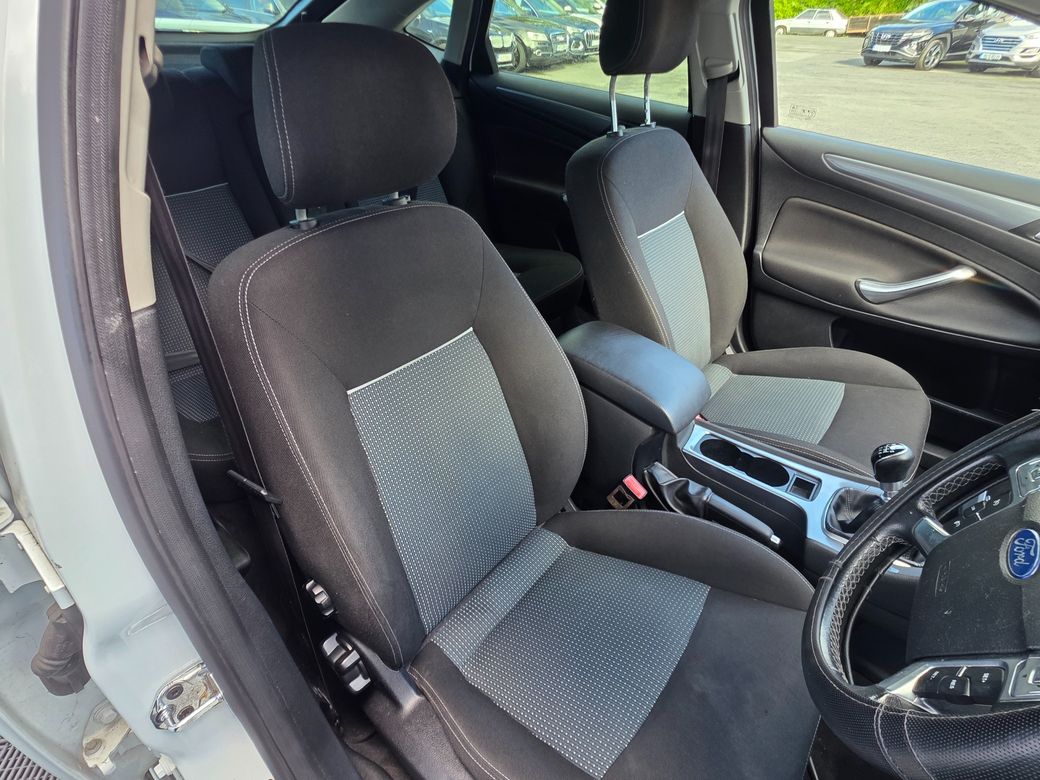 2013 Ford Mondeo