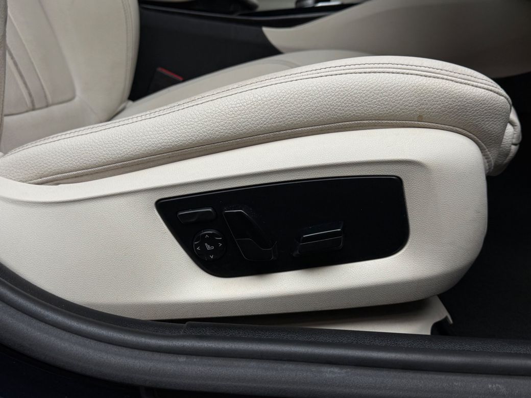 2022 BMW 5 Series
