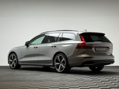 2025 Volvo V60