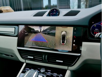 2023 Porsche Cayenne