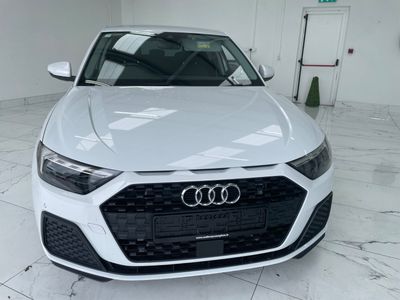 2022 Audi A1