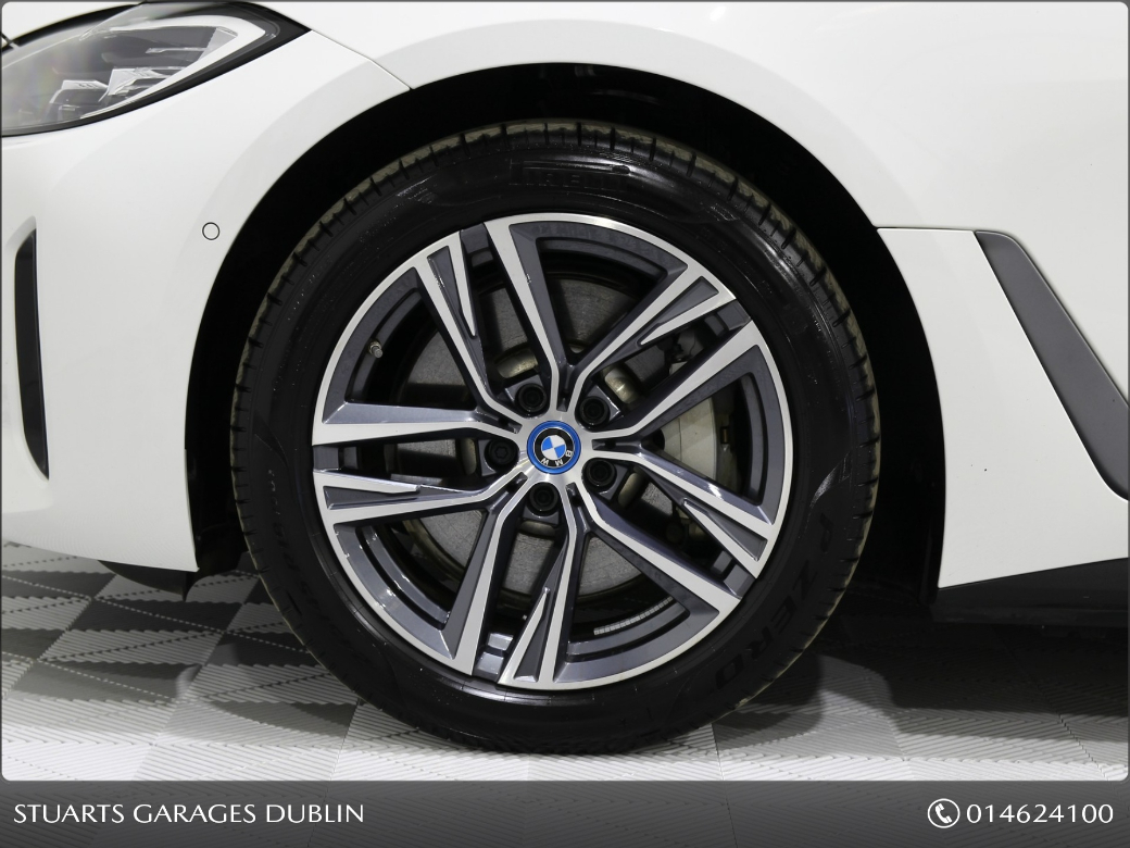 2022 BMW i4
