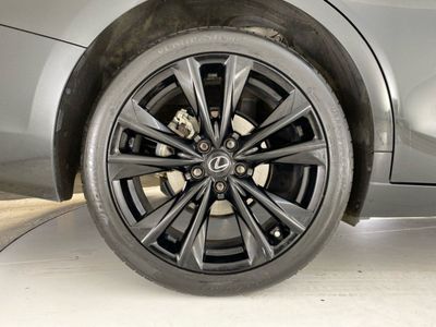 2024 Lexus ES 300h