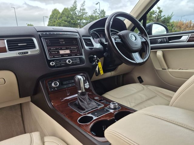 2016 Volkswagen Touareg