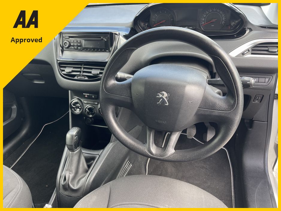 2014 Peugeot 208