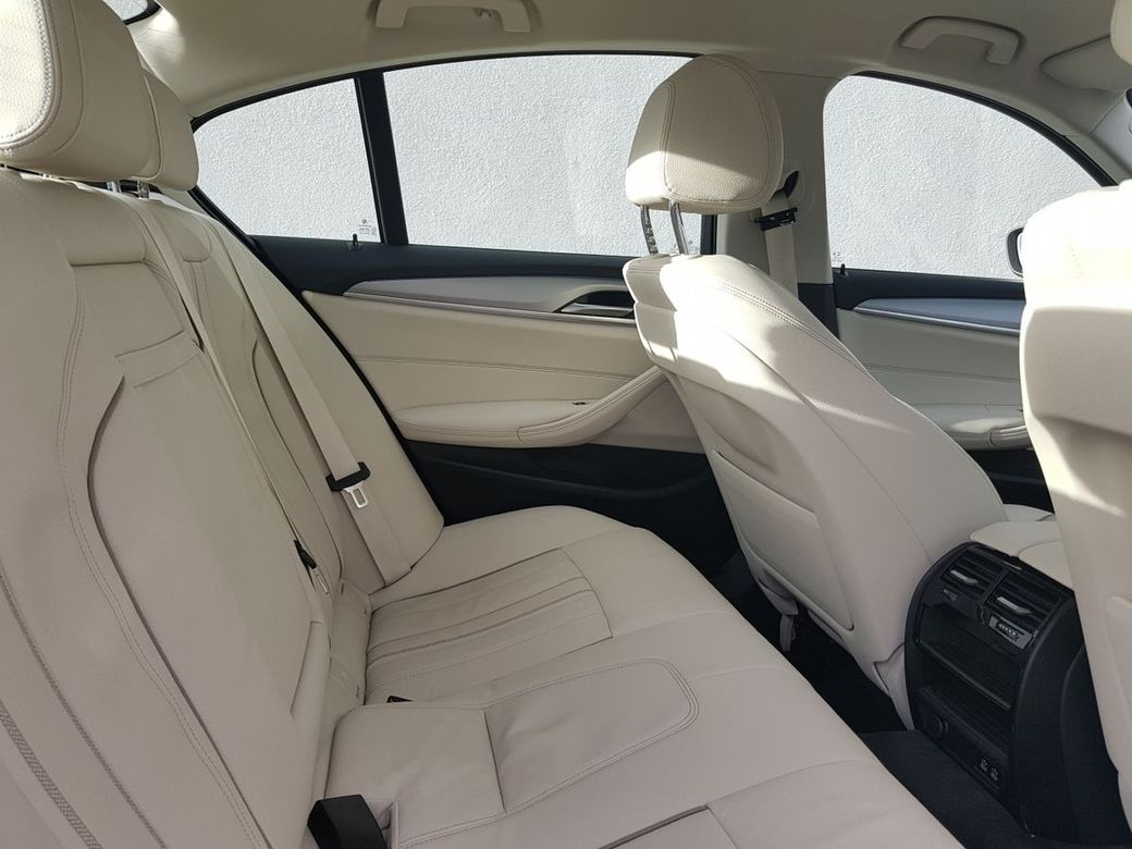 2021 BMW 5 Series