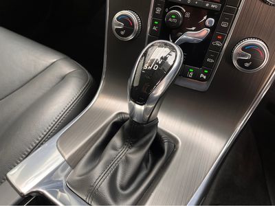 2016 Volvo V60 Cross Country