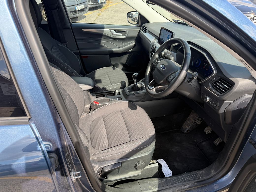 2022 Ford Kuga