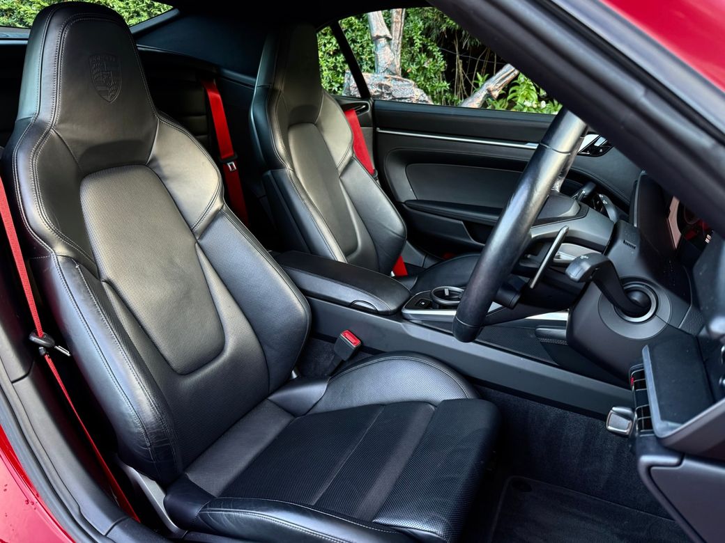2021 Porsche 911