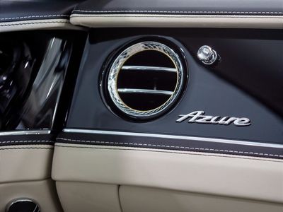 2025 Bentley Flying Spur