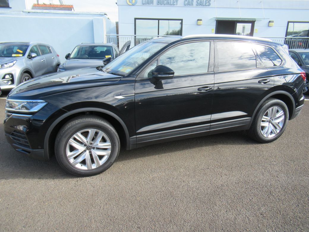 2023 Volkswagen Touareg