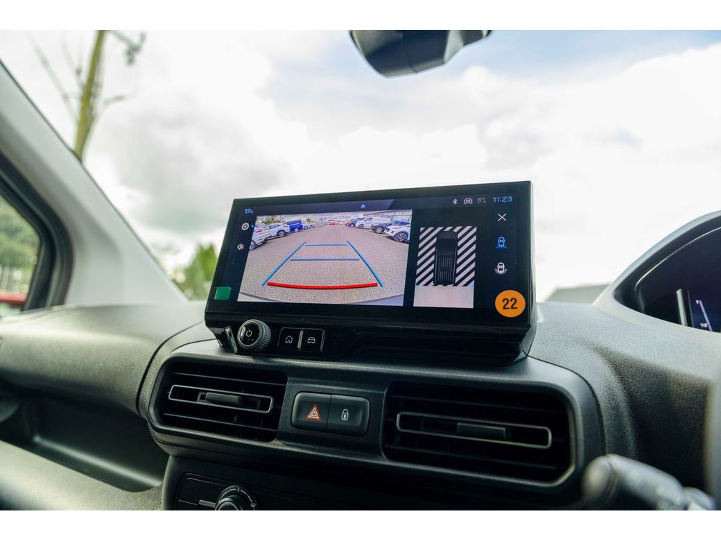 2025 Peugeot Partner