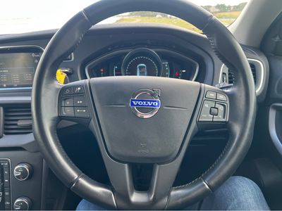 2014 Volvo V40