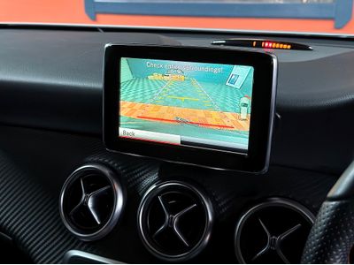 2015 Mercedes-Benz A 180