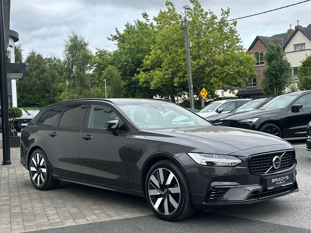 2026 Volvo V90