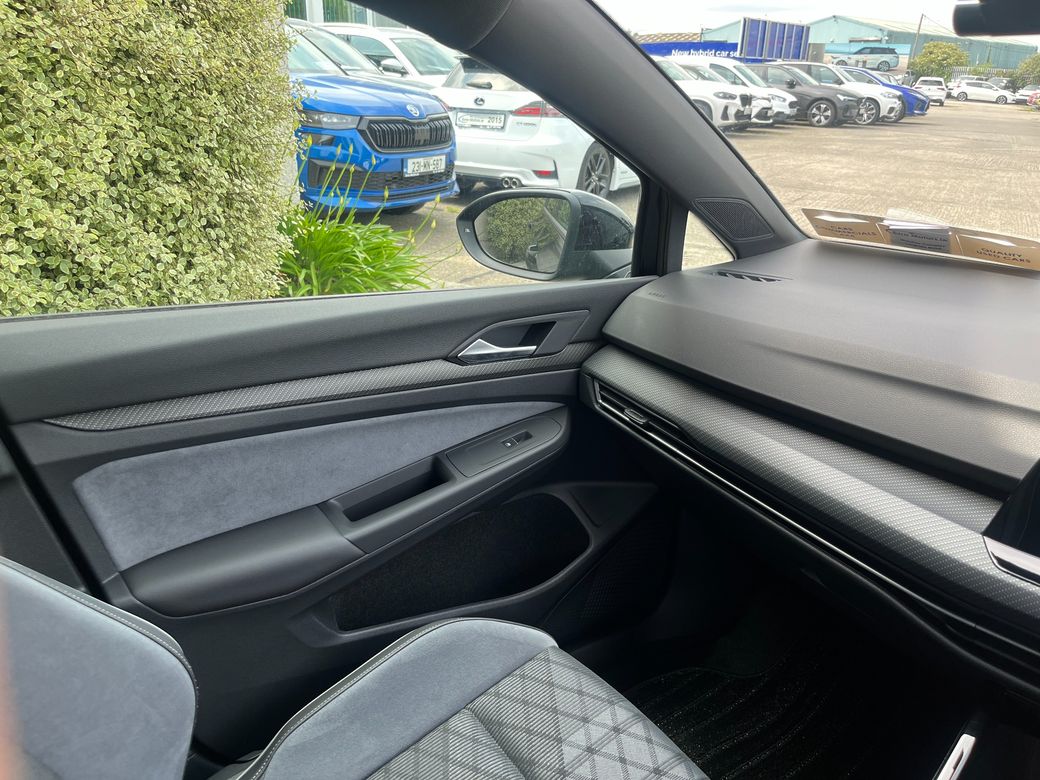 2024 Volkswagen Golf