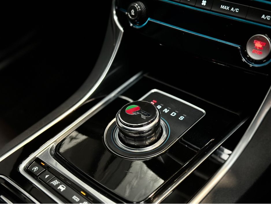 2016 Jaguar XF