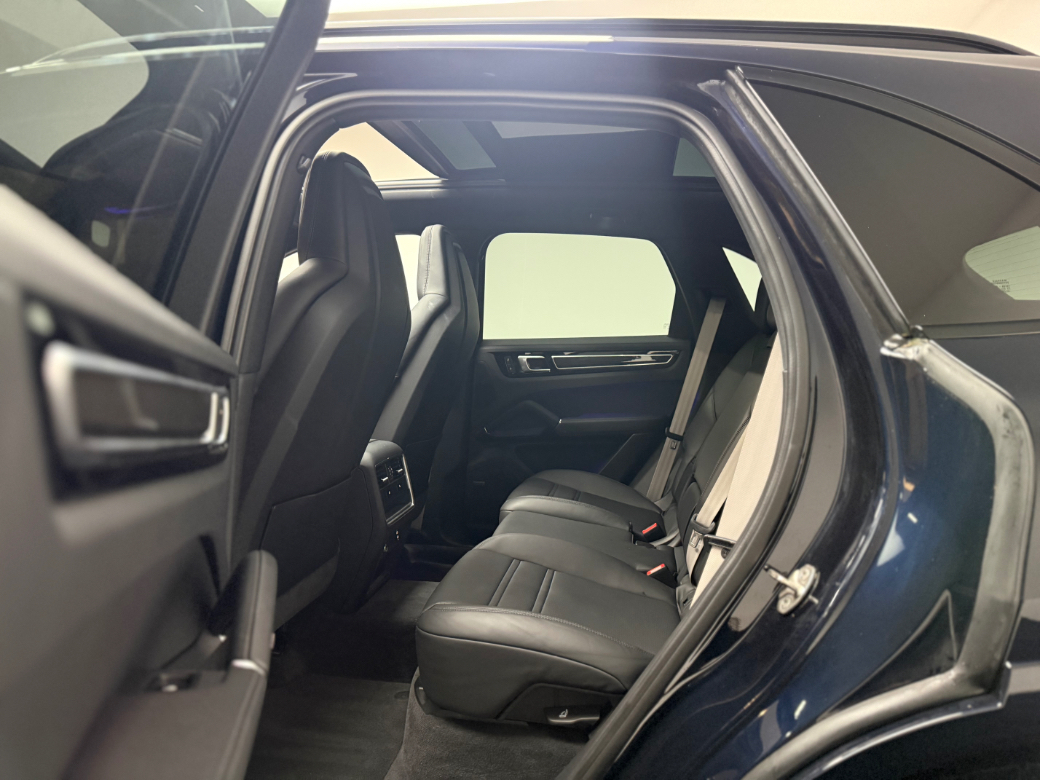 2023 Porsche Cayenne