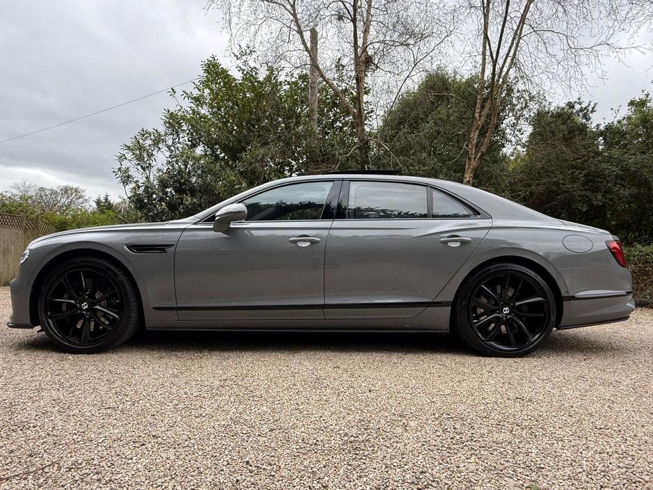 2024 Bentley Flying Spur