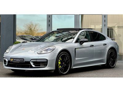 2022 Porsche Panamera