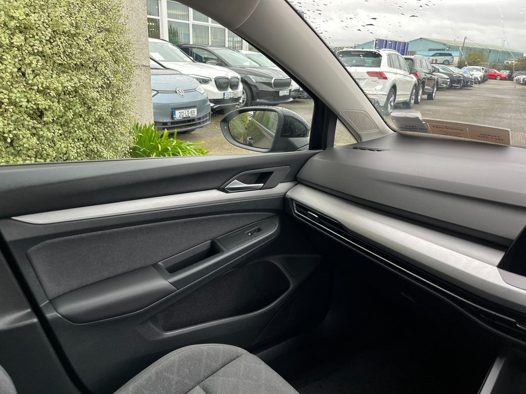 2022 Volkswagen Golf