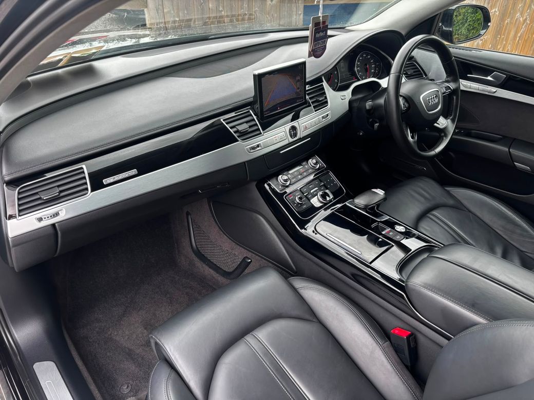 2016 Audi A8