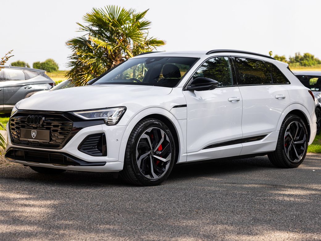 2023 Audi Q8 e-tron
