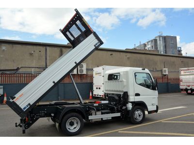 2025 FUSO Canter