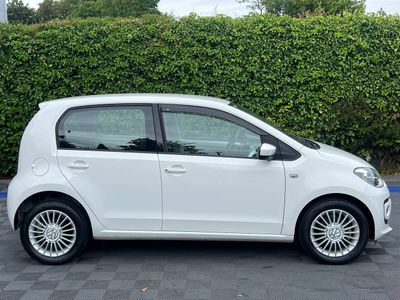 2016 Volkswagen up!