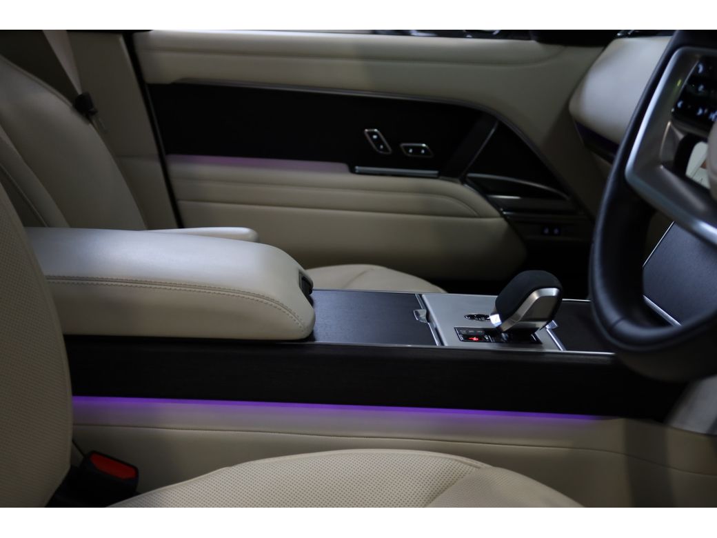 2025 Land Rover Range Rover