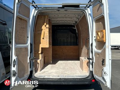 2023 White Renault Master