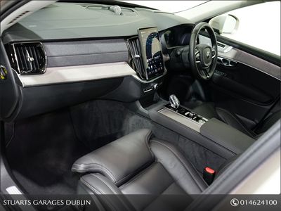 2025 Volvo XC90