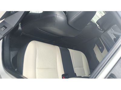 2016 Toyota Auris