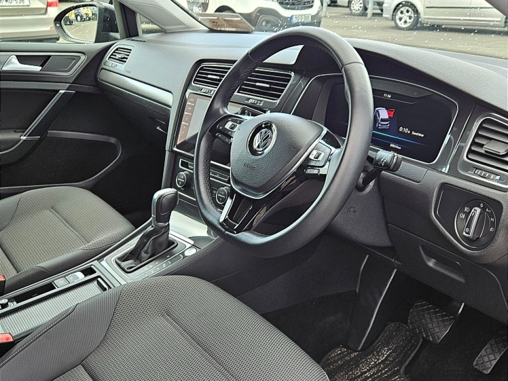 2019 Volkswagen Golf