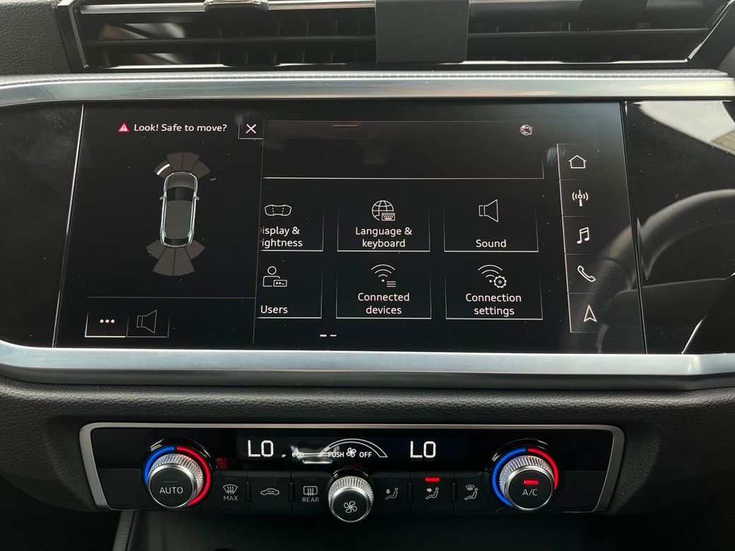 2022 Audi Q3