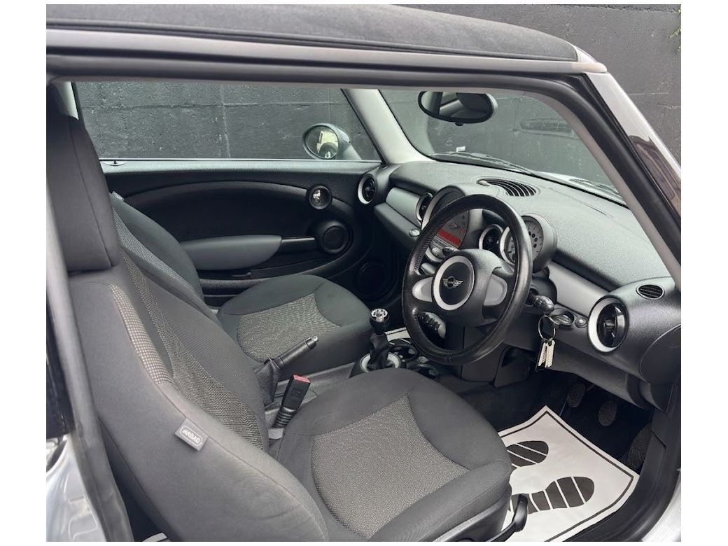 2010 Mini Hatch