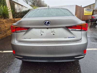 2020 Lexus IS 300h