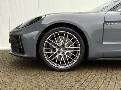 2025 Porsche Panamera
