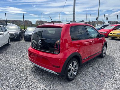 2017 Volkswagen up!