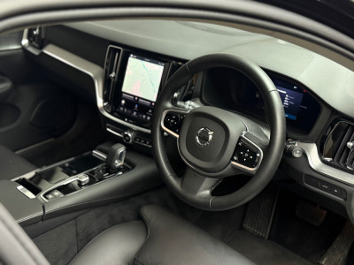 2025 Volvo V60